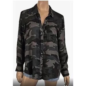 Rails Womens Medium Button Down Shirt Blouse Green Brown Camo Lightweight Travel